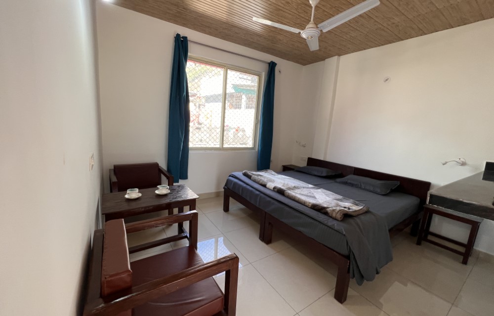 Kailash Manas Hotel
